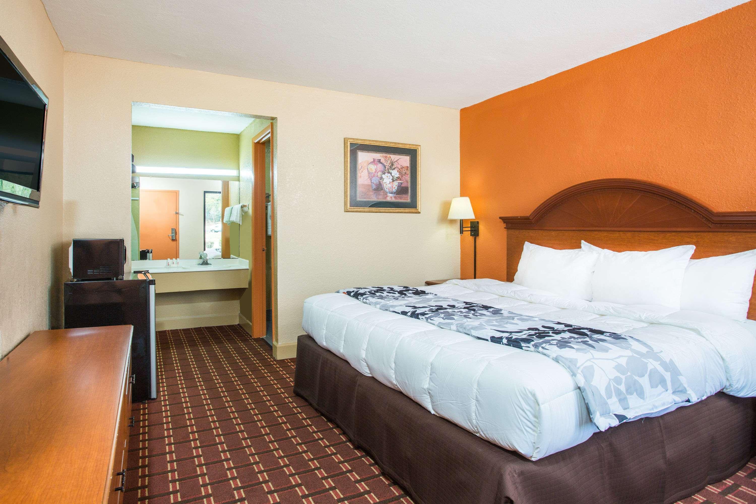 Days Inn By Wyndham Athens Buitenkant foto